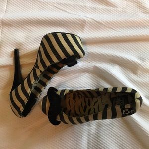 Too Fast Shoes - Vintage Heels Too Fast Shoes - Vintage Heels